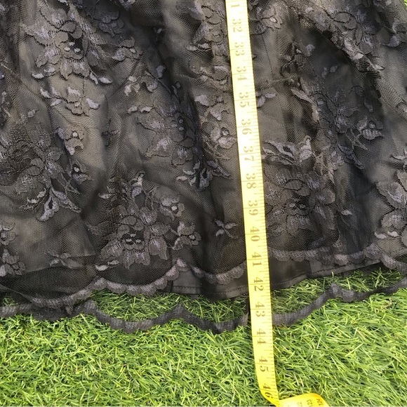 Vintage Black Gothic Velvet and Lace Strapless Dress Goth Halloween - Picture 4 of 12